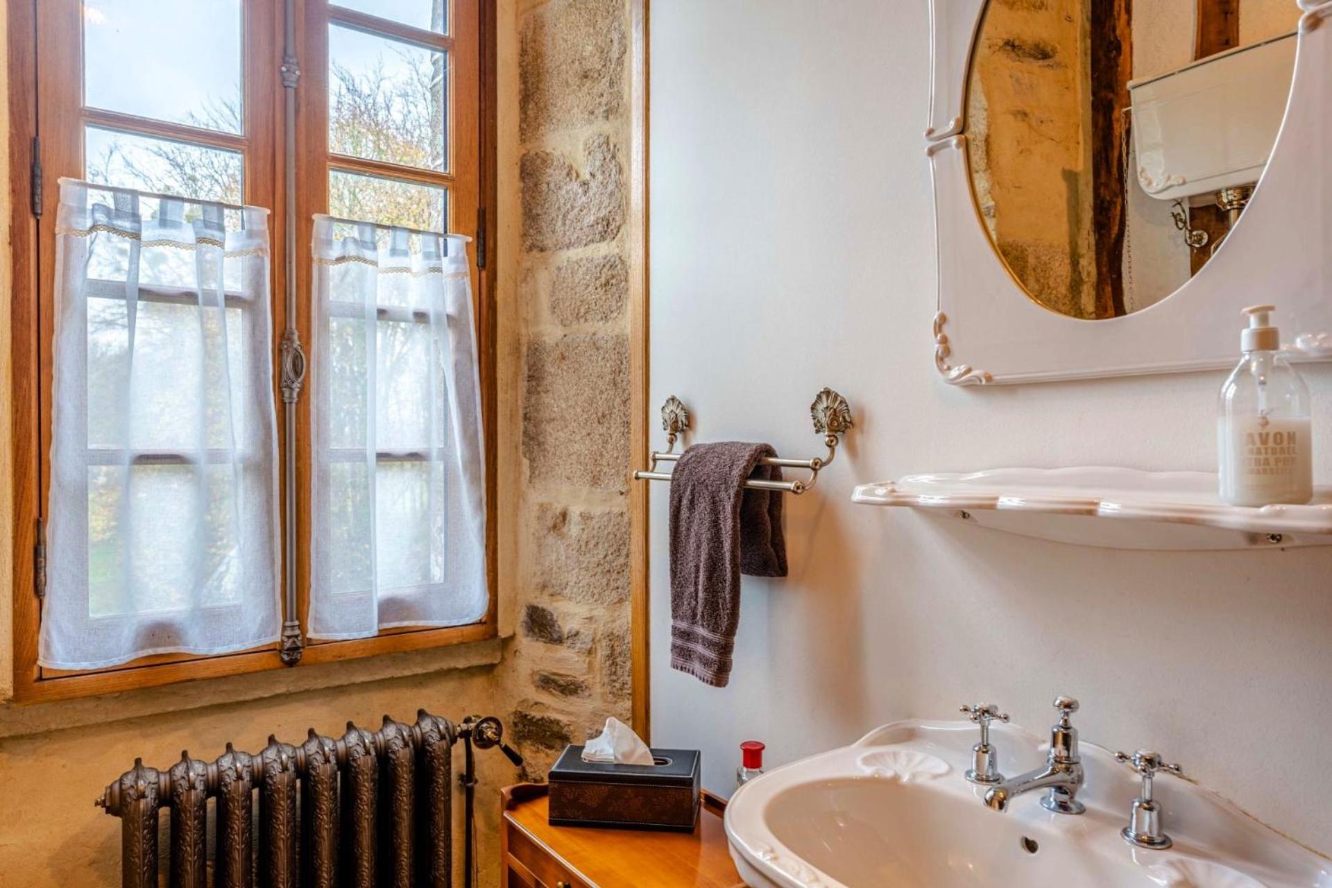 Château d'Isigny chambres d'Hôtes de charme près du Mont-Saint-Michel et de la Bretagne Esterno foto