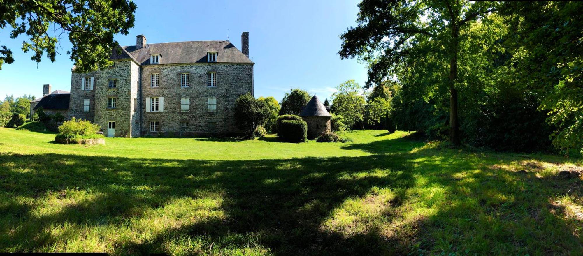 Château d'Isigny chambres d'Hôtes de charme près du Mont-Saint-Michel et de la Bretagne Esterno foto